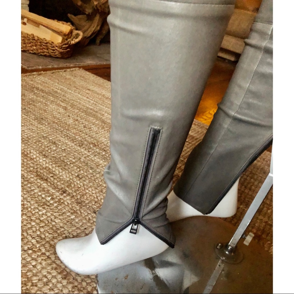 NWOT Thomas Wylde grey Stretch leather pants XS - Picture 7 of 8